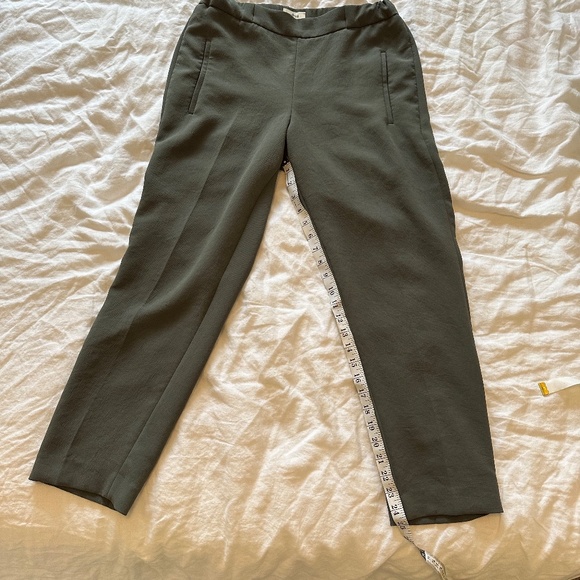 Aritzia Wilfred Darontal Crepe Cropped Pants - Picture 10 of 14